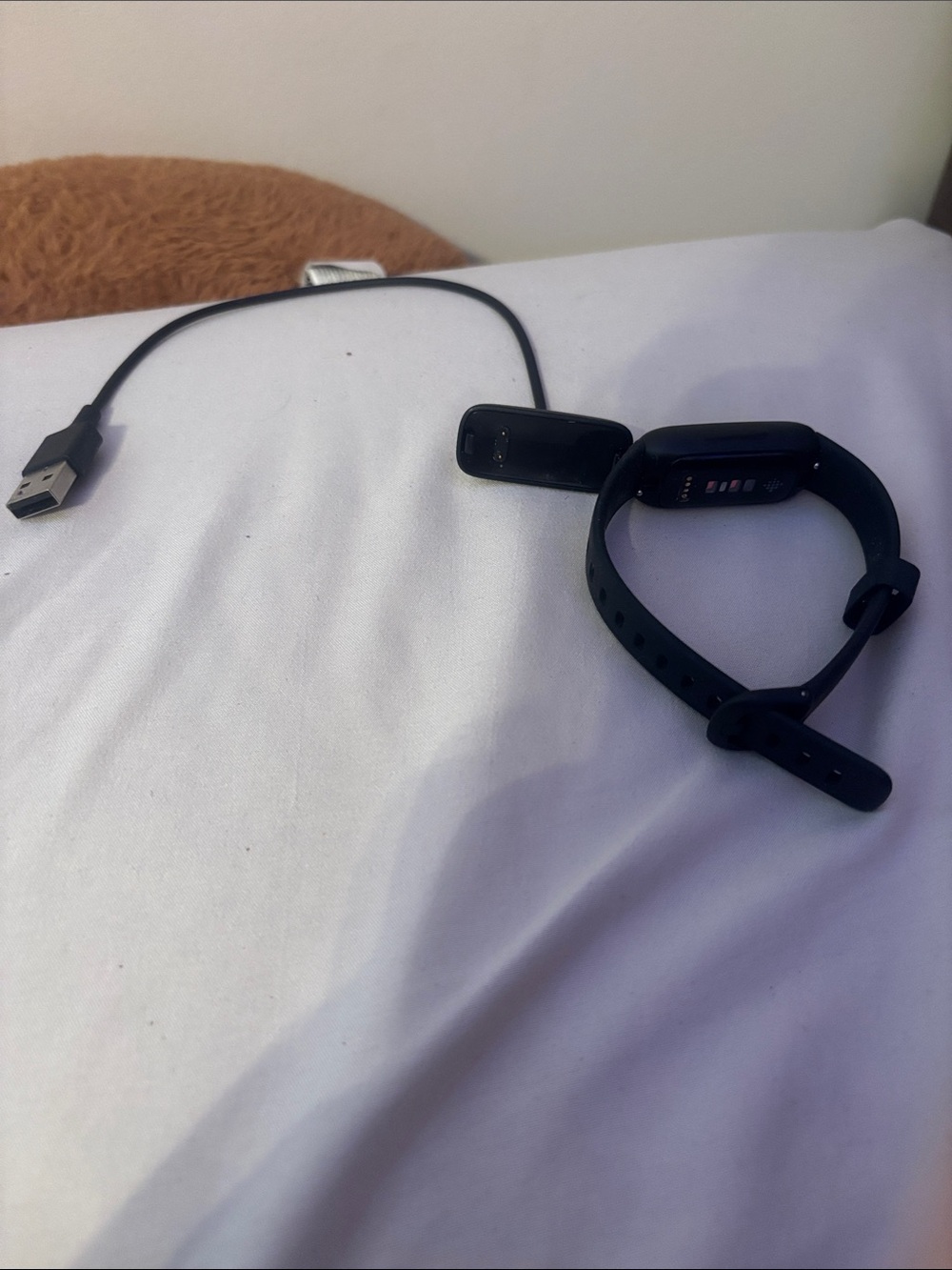 fitbit Black Silicone Fitness Band with USB Charger
